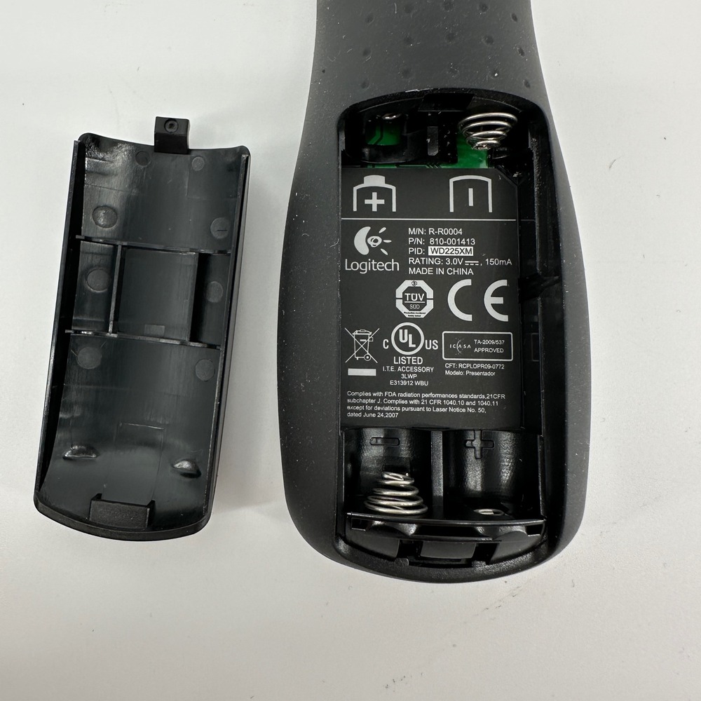 Logitech R400 Laser Presentation Remote Clicker - USB Wireless - Tested & Works - Picture 8 of 9